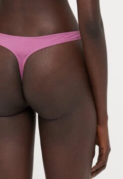 Even&Odd 5 PACK - Thong - Pink/grey/white 19 Even&Odd 5 PACK - Thong - Pink/grey/white -Even&Odd 127df9097c834a13a6efb3258f667f02