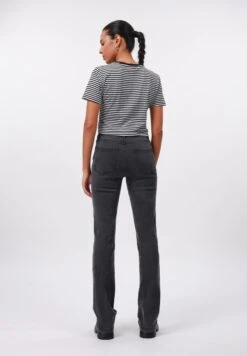 Flared Jeans - Black Denim -Even&Odd 2e94428e22b64aaab7fdaaefaaa041d4