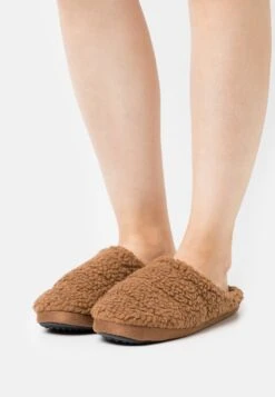 Even&Odd Slippers - Slippers