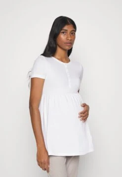 Basic T-Shirt - White