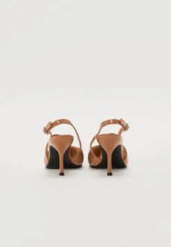 Even&Odd Classic Heels - Beige Toasted Patent -Even&Odd 43ad0ba1747e41698e23e9065f354414