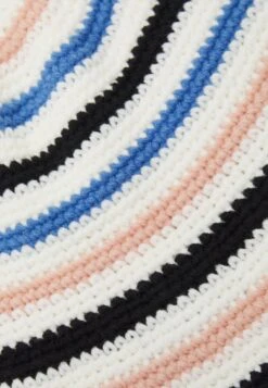 Even&Odd Hat - White/Black/Blue -Even&Odd 47984f40344d40089e45e29acef4795f