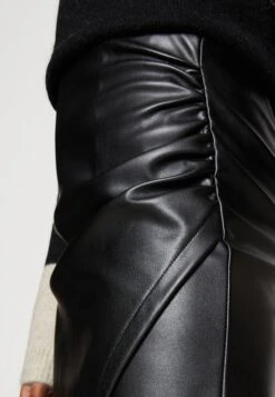 Even&Odd Shorts - Black -Even&Odd 5138f5cd0b5b4b908c9945f5d6a0b8f9