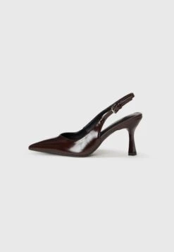 High Heels - Brown