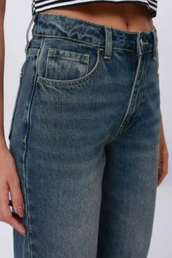 Relaxed Fit Jeans - Dirty Denim -Even&Odd 7ed2ec7579634aa3879ba4dc9d078279