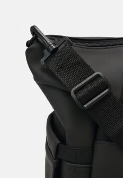 Even&Odd SET - Wash Bag - Black -Even&Odd 911c97899eea4d9abc4c3271be3bb1c3