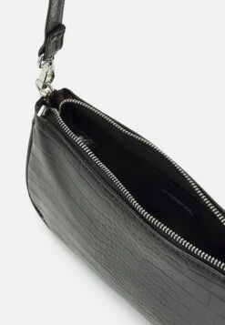 Even&Odd Handbag - Black -Even&Odd 950ce6ec9d7947529366497c736e10bb