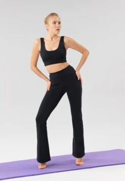 ESSENTIAL HIGH RISE FULL LENGTH LEGGINGS - Leggings - Black