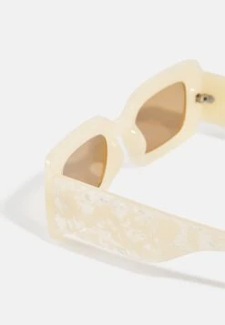 Even&Odd Sunglasses - Off-White -Even&Odd 9ccba76e28244dd0967c1fe74065068f