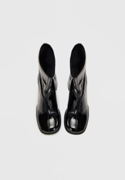 High Heeled Boots - Black -Even&Odd 9dbba091d0e446c7add0361aba65d42f