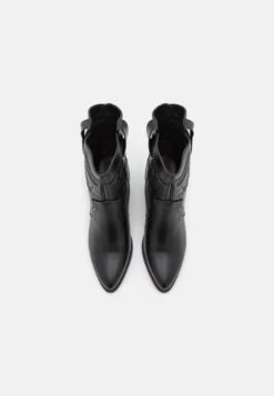 Even&Odd Cowboy/Biker Ankle Boot - Black -Even&Odd a5eb6d047e6f439eaf8f22e82a021429