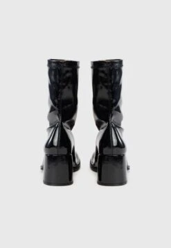 High Heeled Boots - Black -Even&Odd d3b0f8ebc0ae4377ac17b18ab612d87f