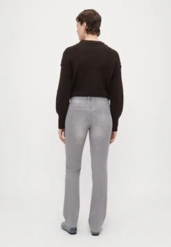 Straight Leg Jeans - Grey Denim -Even&Odd d566dac826f34abea8f1bc2f60e44245