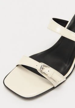 Heeled Mules - White -Even&Odd d6e506c28ccb4f64ae08db9b022d8456