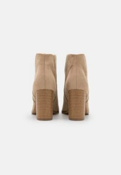 High Heeled Ankle Boots - Beige -Even&Odd e0bf4eb2417e48349c4659027f9a462f