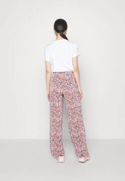 Plisse Flared Trousers- Trousers - 917 - Multi-Coloured -Even&Odd e8a0712256e24fc8a9654aa7229c0fca