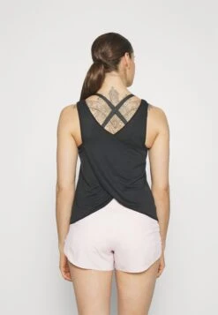 Top - Black -Even&Odd eb27e440b35045c6a61106eae10447bd