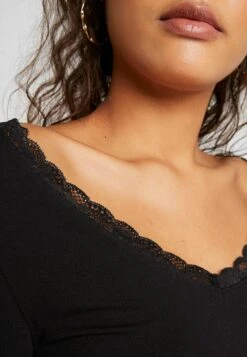 Even&Odd Long Sleeved Top - Black -Even&Odd f3d84e6a5e994de983bc076d3a901027