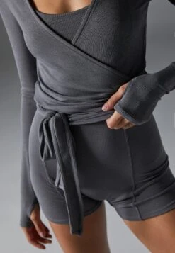 LONG SLEEVE YOGA WRAP TOP - Long Sleeved Top - Dark Grey -Even&Odd fd1f44f22ded4368b0223660ba350071