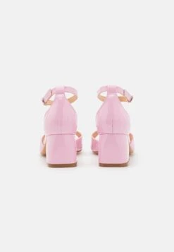 Sandals - Pink 11 Sandals - Pink -Even&Odd fea253261614460bbd6ffe11eb9d3f08